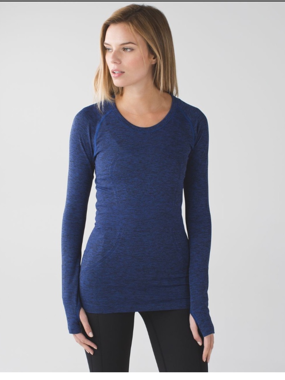 Lululemon Swiftly Tech Long Sleeve Crew
Heathered Sapphire Blue. Size 6.